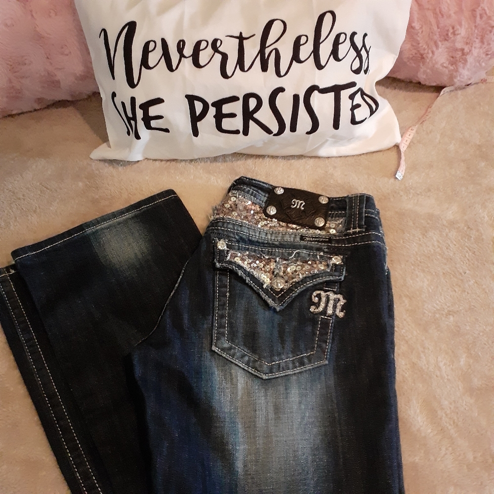 Miss Me Jean's Glitter Pockets Size 31